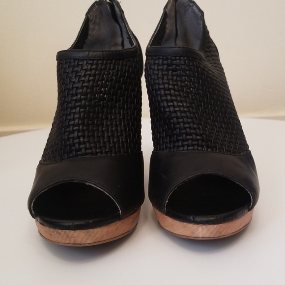 Banana Republic Black Leather Woven Booties - Picture 6 of 8
